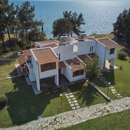 Summerday Villa Private Beach 尼亚伊拉克利亚 外观 照片