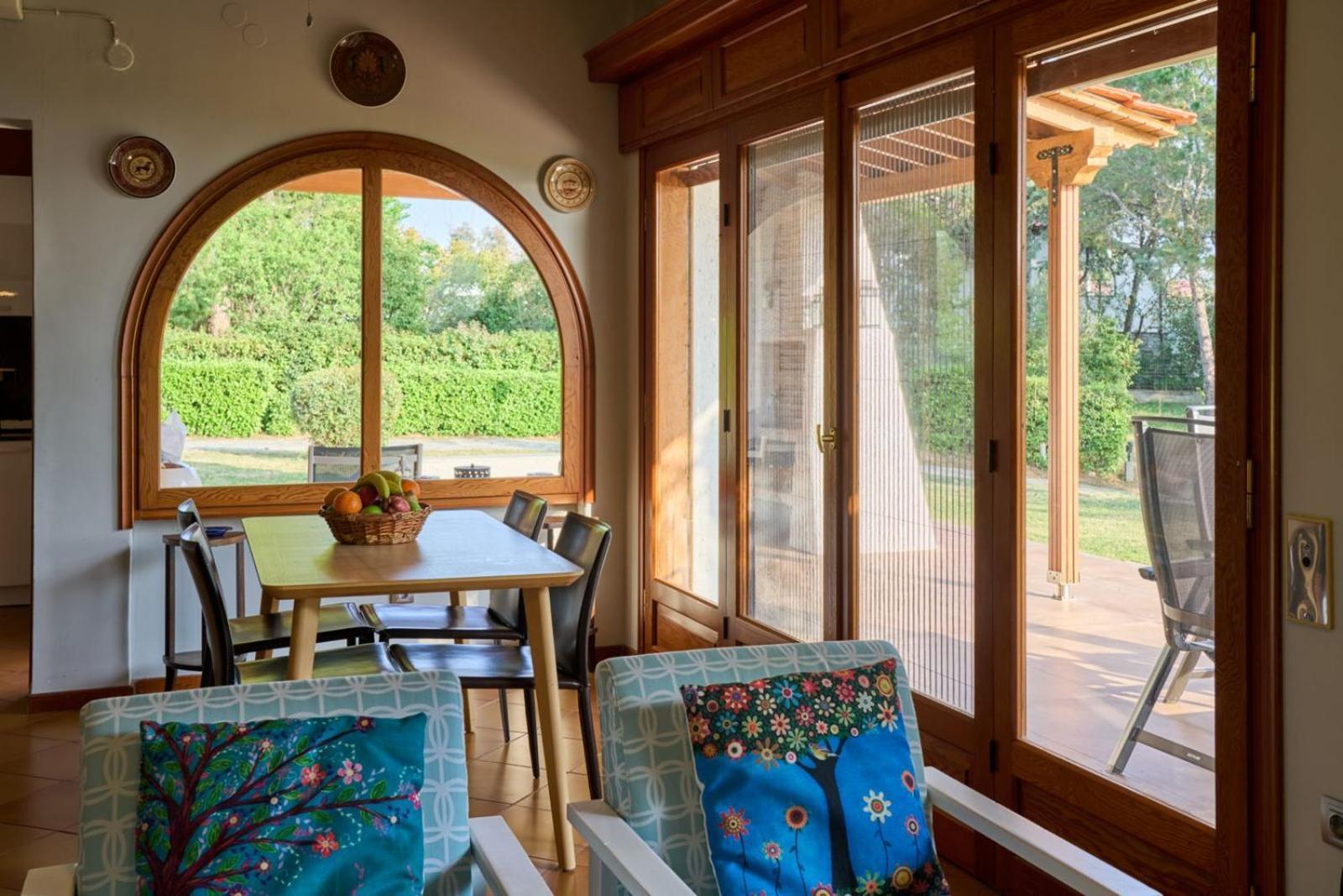 Summerday Villa Private Beach 尼亚伊拉克利亚 外观 照片