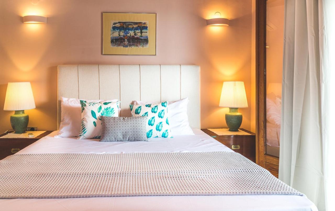 Summerday Villa Private Beach 尼亚伊拉克利亚 外观 照片